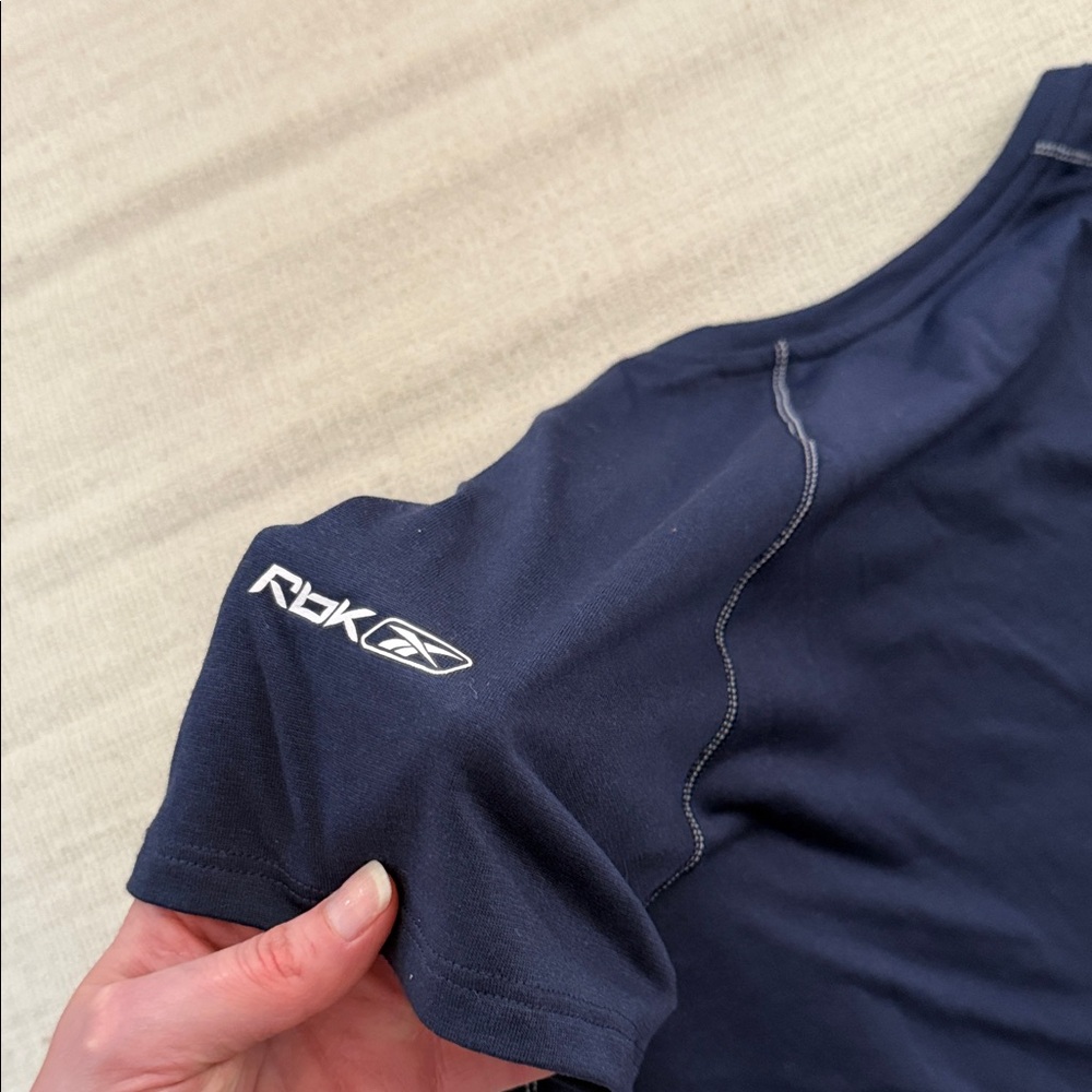 Reebok Navy Blue V-Neck T-Shirt - Picture 5 of 5